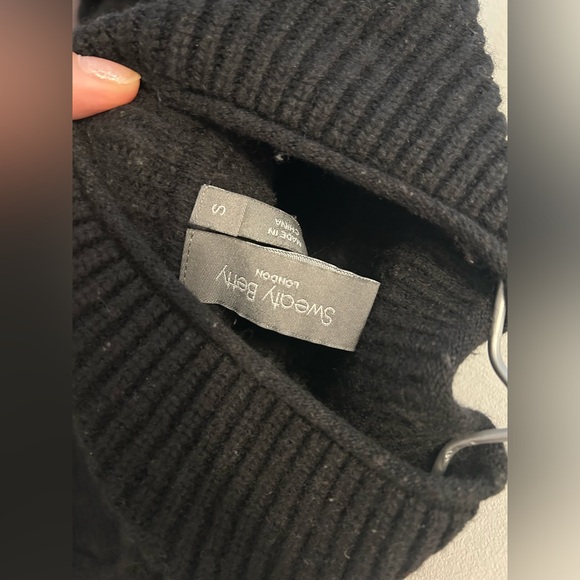 Sweaty Betty mock neck long black knit sweater. - Picture 5 of 5